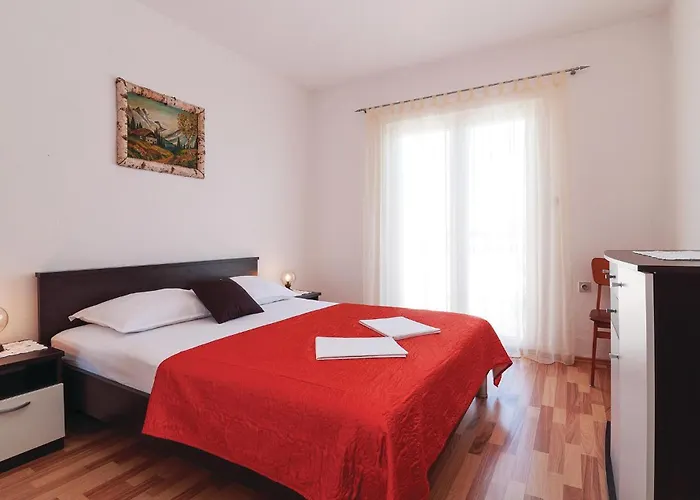 דירה Cozy In Pag With Kitchen פג
