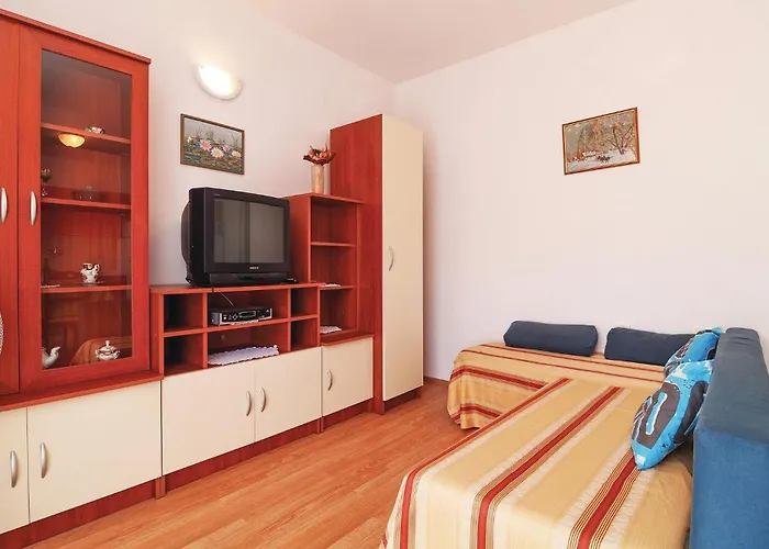 דירה Cozy In Pag With Kitchen פג