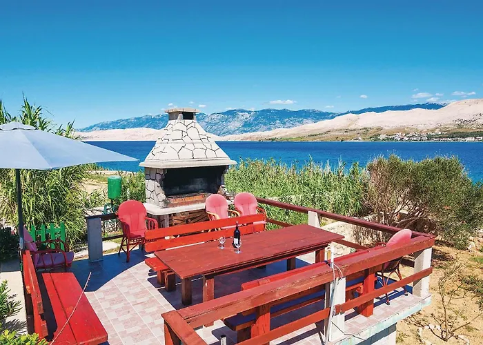 דירה Cozy In Pag With Kitchen