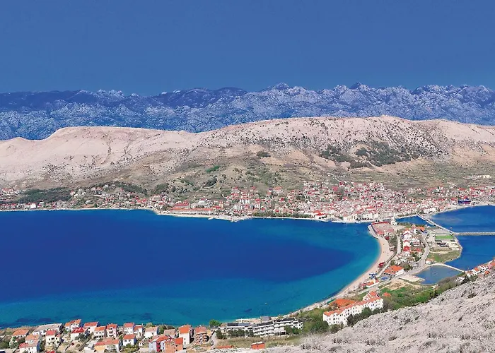 Apartamento Cozy In Pag With Kitchen